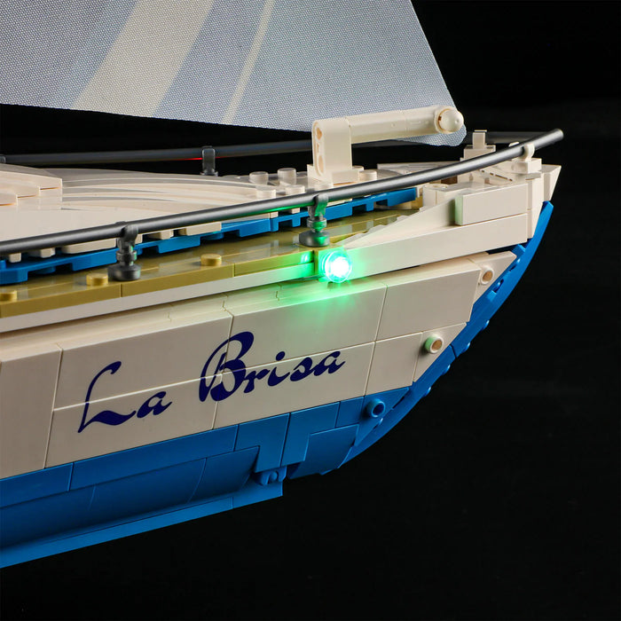 The Sailboat : La Brisa by Lumibricks