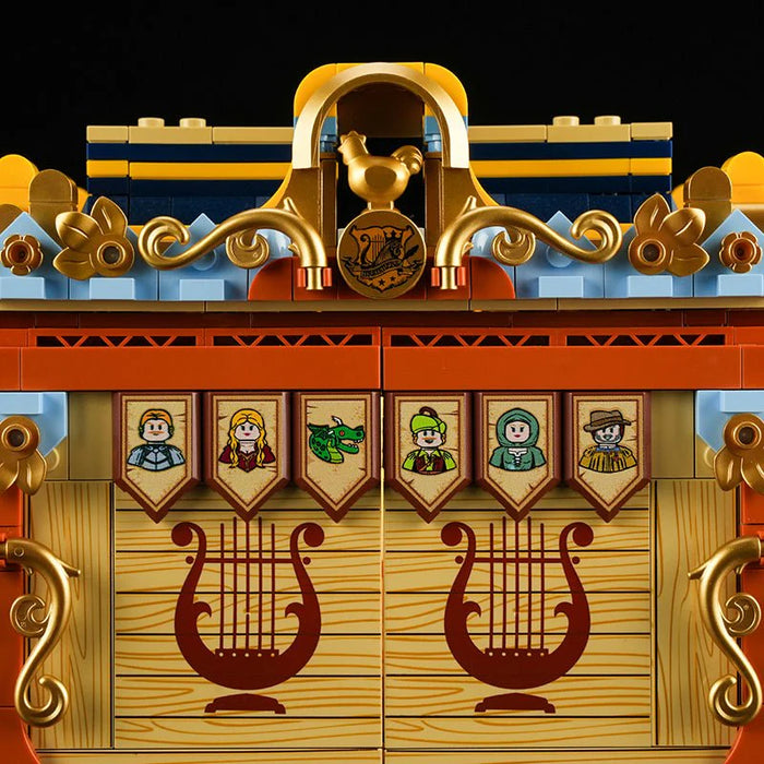 Medieval Troupe Carriage By Lumibricks