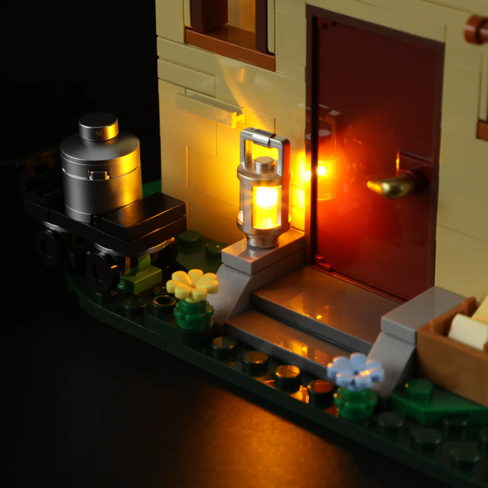 Farmstead Cheese House by Lumibricks