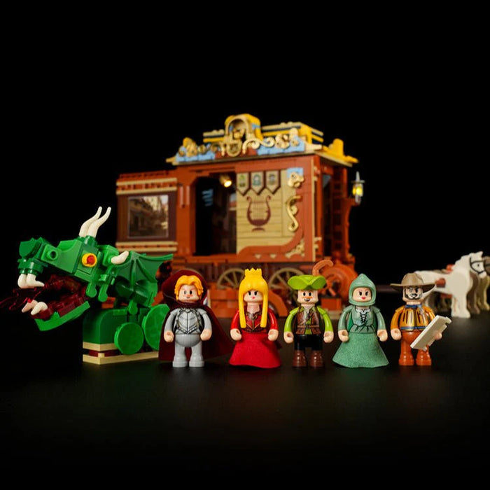 Medieval Troupe Carriage By Lumibricks