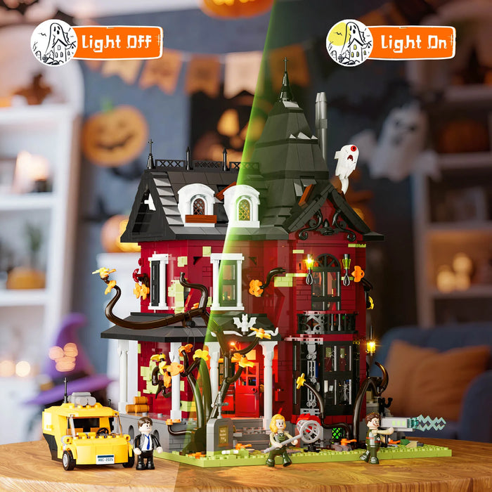 Midnight Haunted Mansion by Lumibricks