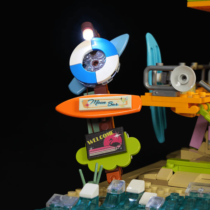 Beach Lifeguard Tower by LumiBricks
