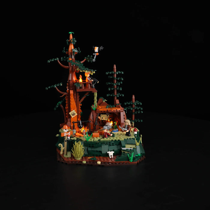 Sequoia Bandit Camp by LumiBricks