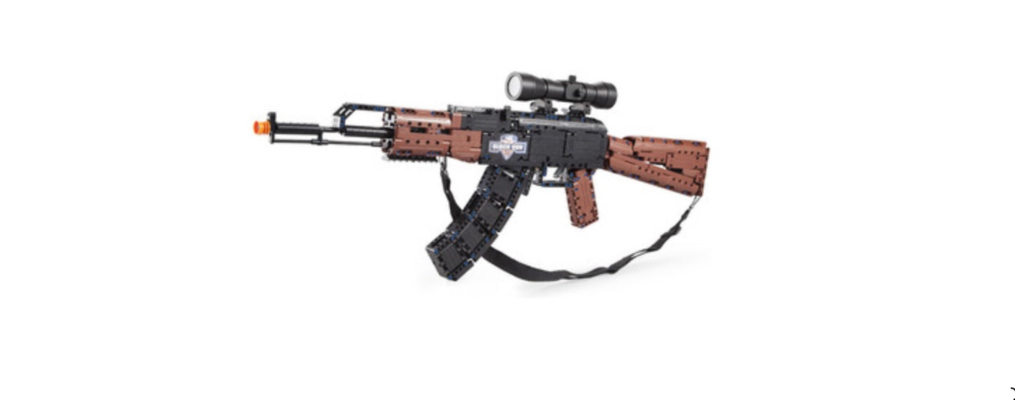 AK-47 Assault Rifle Brick Model Gun by CaDA