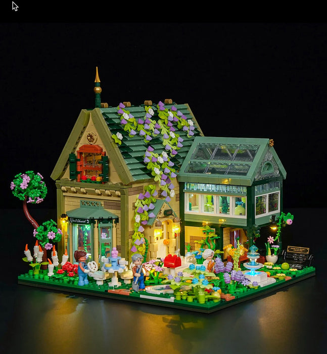 Garden Cottage by Lumibricks