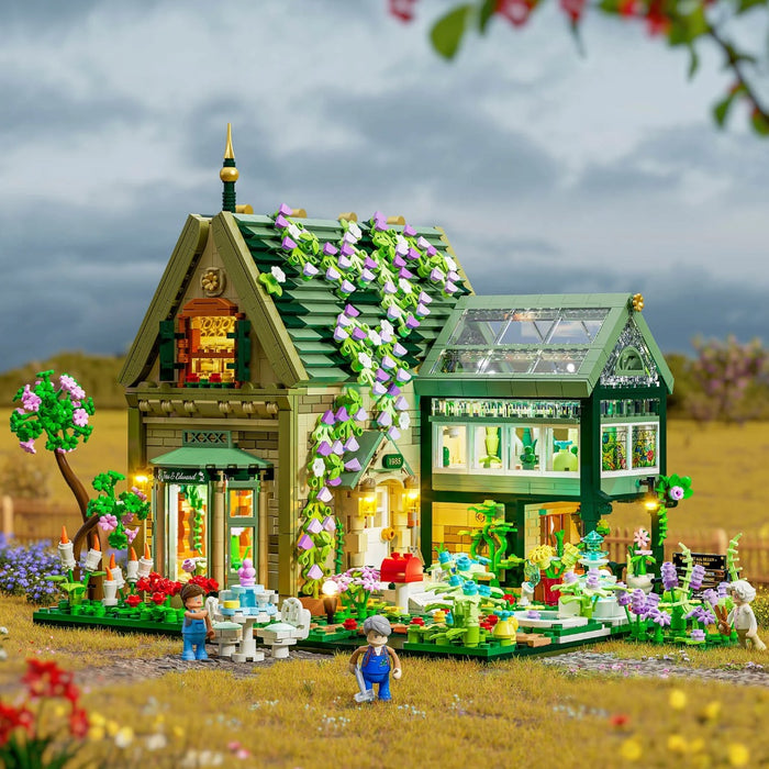 Garden Cottage by Lumibricks