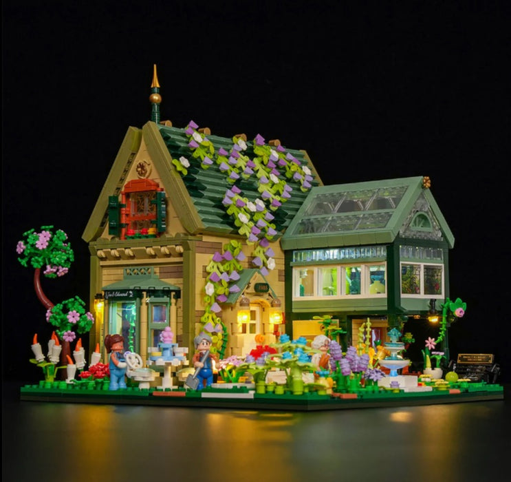 Garden Cottage by Lumibricks