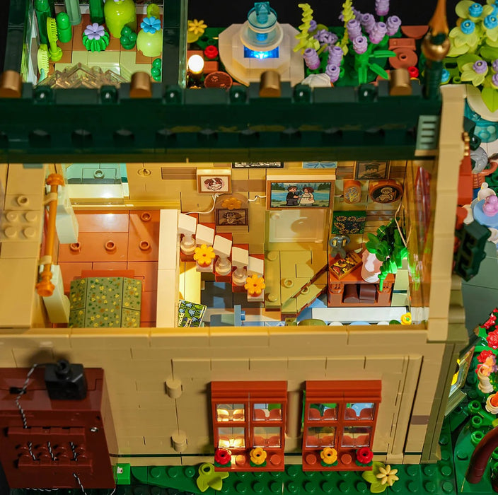 Garden Cottage by Lumibricks