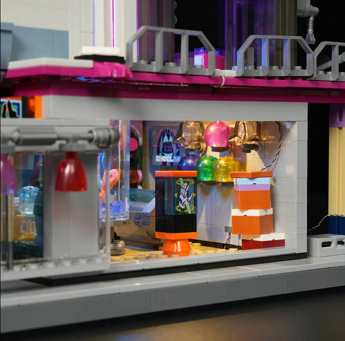 Cyber Couture Galleria by Lumibricks