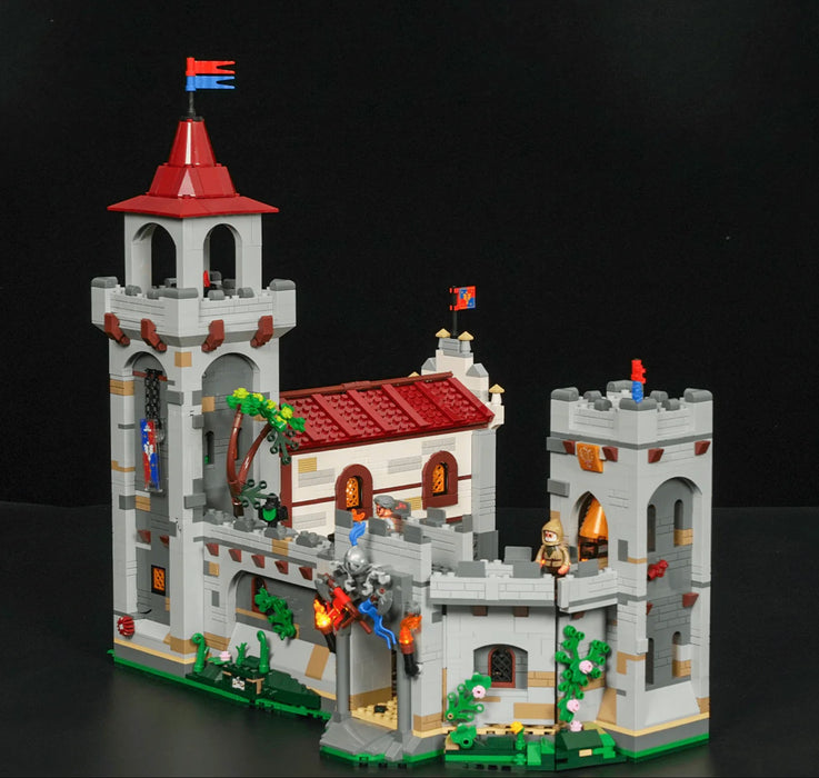 Medieval Guard Post by Lumibricks