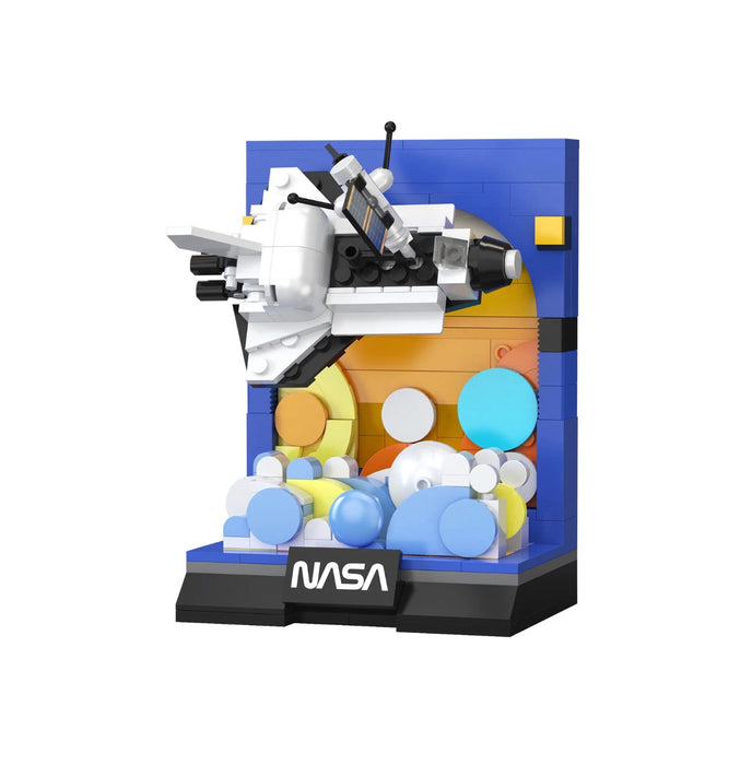 NASA Space Shuttle Discovery Diorama by CaDA